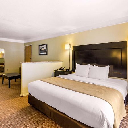 Quality Inn & Suites Gallup I-40 Exit 20 Экстерьер фото