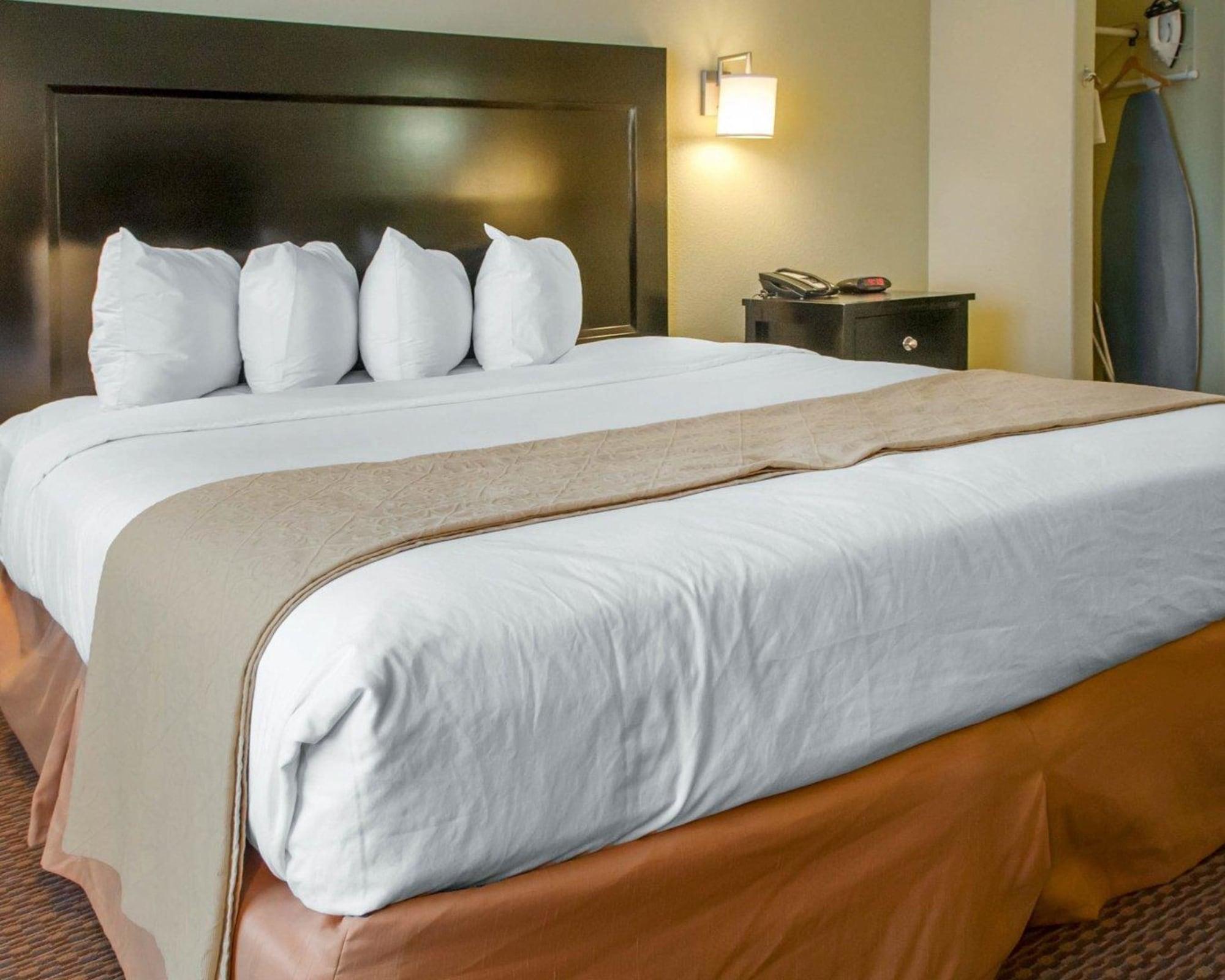 Quality Inn & Suites Gallup I-40 Exit 20 Экстерьер фото