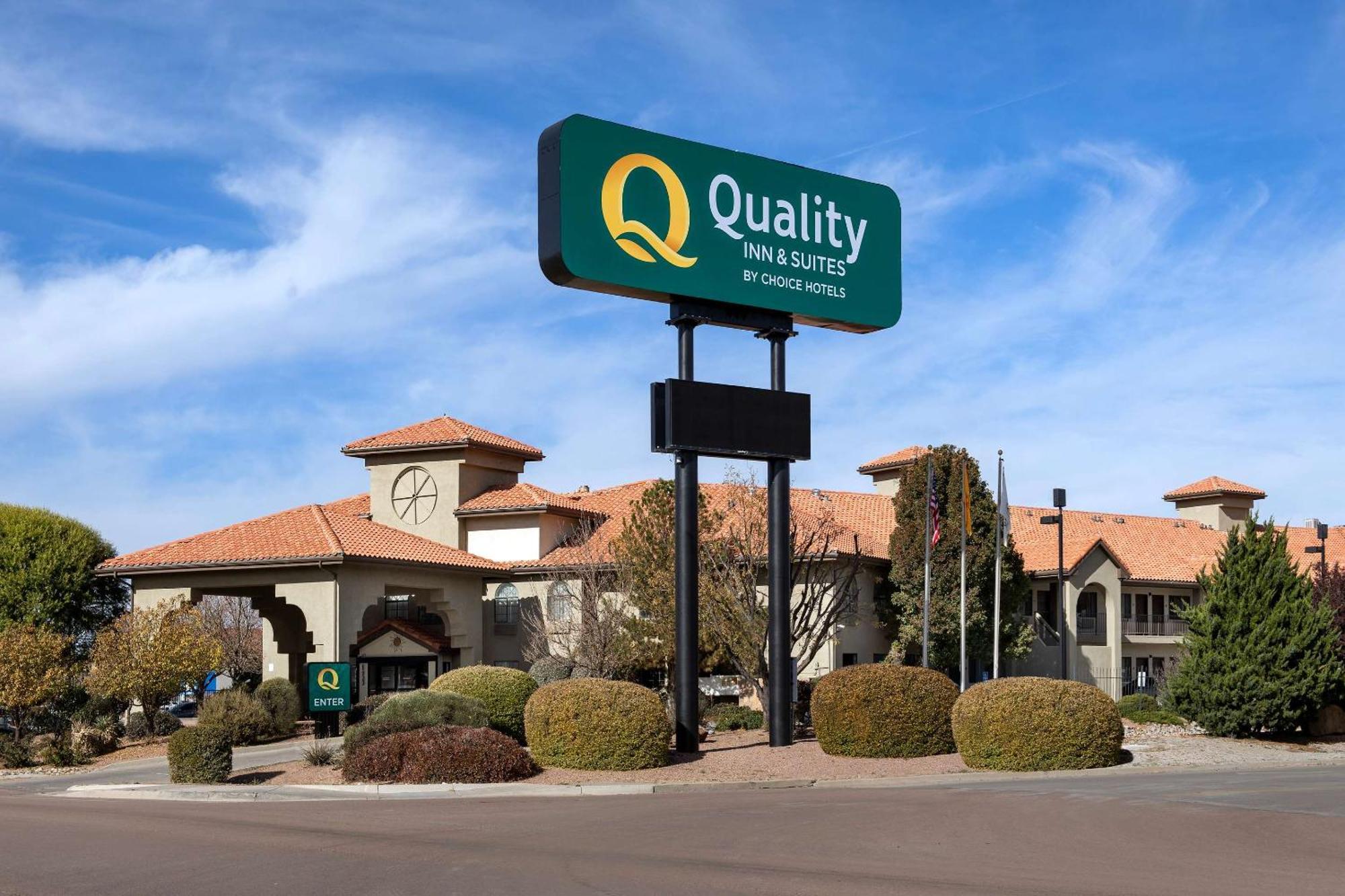 Quality Inn & Suites Gallup I-40 Exit 20 Экстерьер фото
